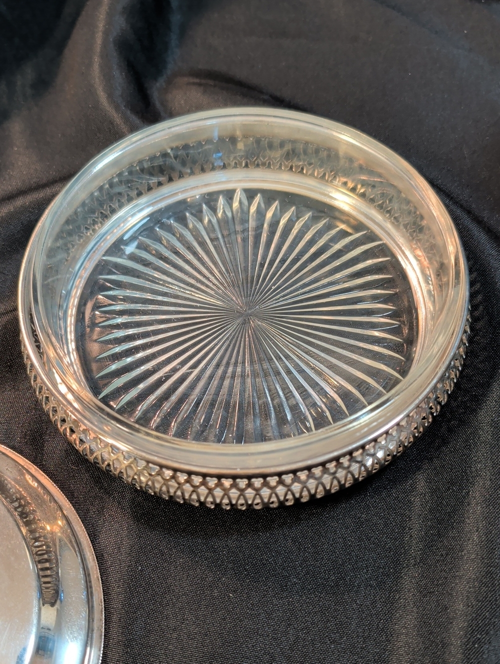 Vintage 1940's Crescent Silver Plated Relish Bowl With Glass Insert - Picture 6 of 12